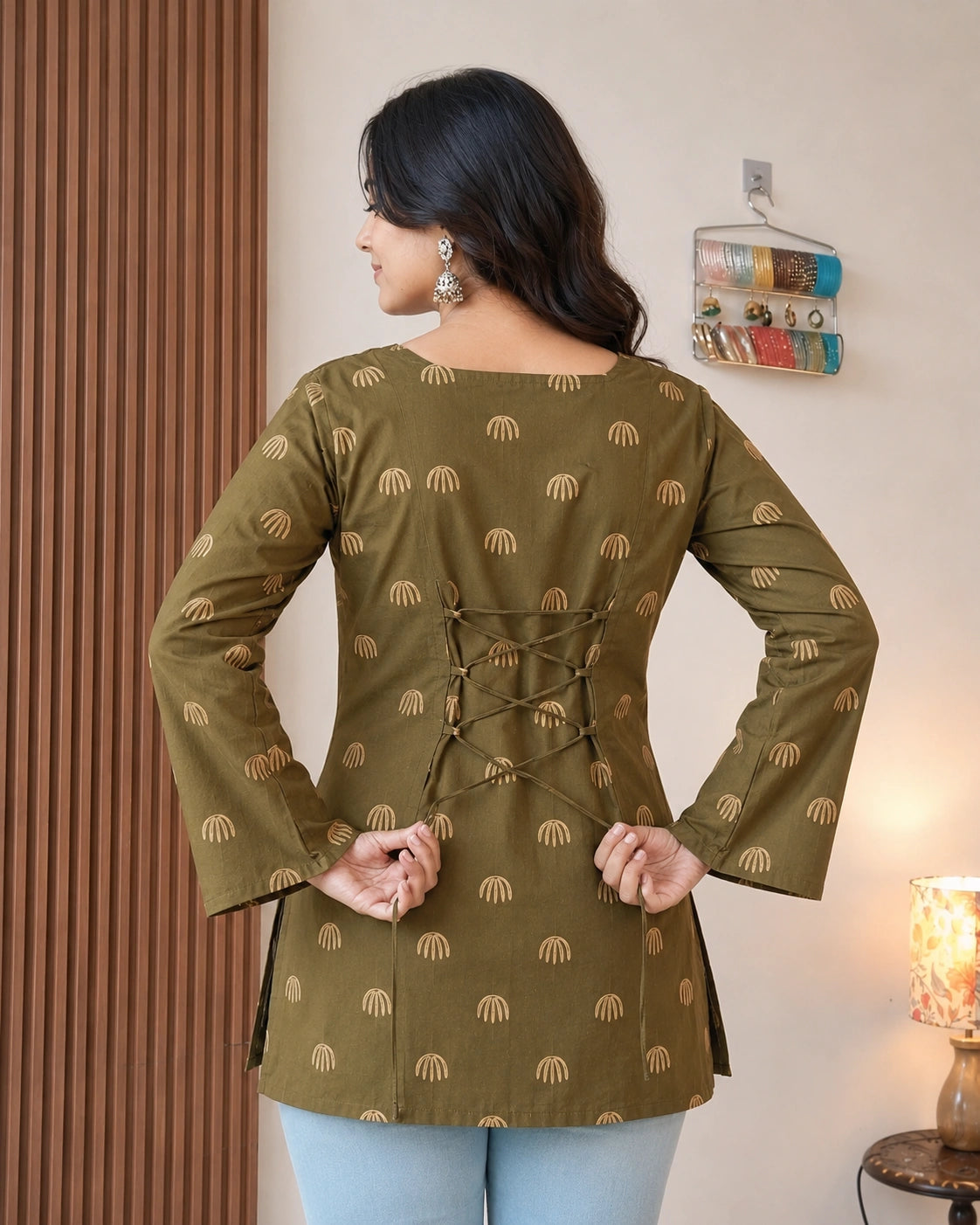 Avni Lotus Kurti